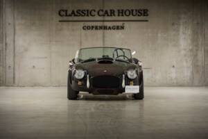 Image 2/73 of AC Cobra Replica (2005)