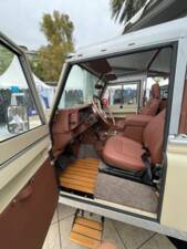 Bild 37/57 von Land Rover 110 (1989)