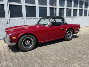Imagen 7/18 de Triumph TR 6 (1969)