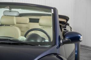 Immagine 23/50 di Volkswagen New Beetle 1.6 (2004)