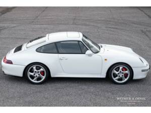 Bild 2/36 von Porsche 911 Carrera 4S (1996)