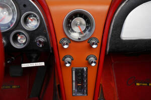 Bild 28/50 von Chevrolet Corvette Sting Ray (1963)