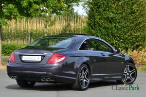 Immagine 5/50 di Mercedes-Benz CL 63 AMG (2007)