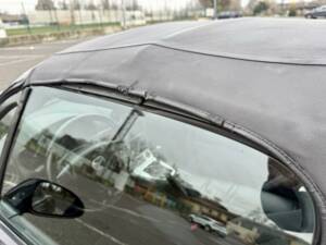 Afbeelding 24/25 van Mazda MX-5 1.6 (2000)