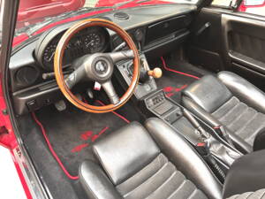 Immagine 20/27 di Alfa Romeo 2.0 Spider (1992)