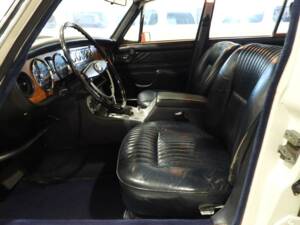 Bild 3/10 von Jaguar XJ 6 4.2 (1971)