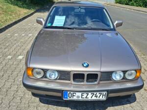 Bild 7/16 von BMW 525i (1988)