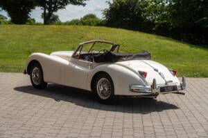 Image 40/58 of Jaguar XK 140 SE DHC (1955)