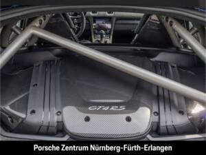 Image 45/50 of Porsche 718 Cayman GT4 RS Weissach (2025)