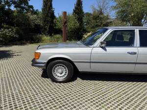 Imagen 14/42 de Mercedes-Benz 450 SEL 6,9 (1975)