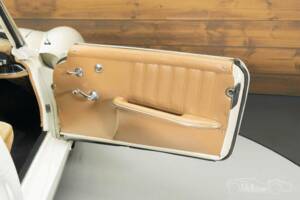 Afbeelding 9/19 van Mercedes-Benz 190 SL (1960)
