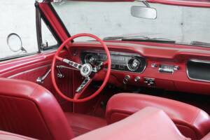 Image 23/50 of Ford Mustang 289 (1964)