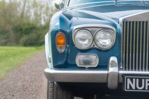 Image 15/50 of Rolls-Royce Silver Shadow I (1976)