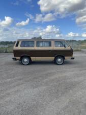 Bild 7/16 von Volkswagen T3 Caravelle GL 1.9 (1982)