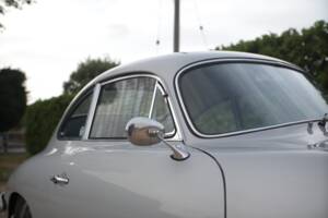 Image 27/50 de Porsche 356 B 1600 Super (1961)