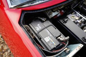 Image 21/50 de Ferrari 365 GT4 2+2 (1974)