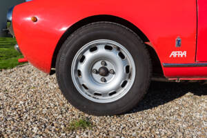 Image 51/60 of Alfa Romeo Giulia 1600 Spider (1963)
