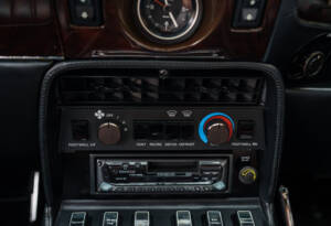 Afbeelding 19/30 van Aston Martin V8 Vantage X-Pack (1987)