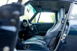 Image 22/50 of Porsche 911 Carrera 3.2 (1985)