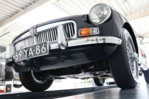 Afbeelding 29/50 van MG MGB (1973)