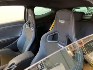 Immagine 22/43 di Renault Mégane RS (2011)