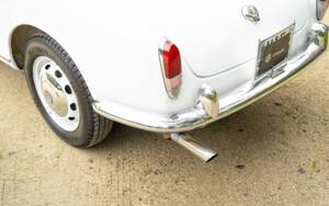 Immagine 19/43 di Alfa Romeo Giulia 1600 Spider (1964)