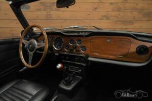 Imagen 7/19 de Triumph TR 6 (1973)
