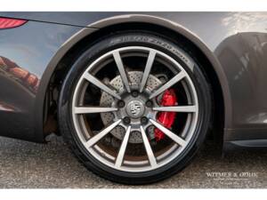 Afbeelding 30/44 van Porsche 911 Carrera 4S (2013)