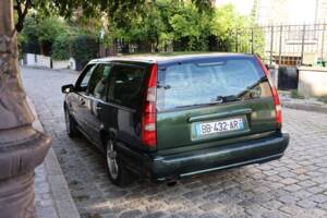 Bild 19/40 von Volvo V 70 2.0 T5 (1997)