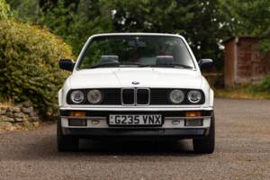 Afbeelding 19/48 van BMW 325i (1990)
