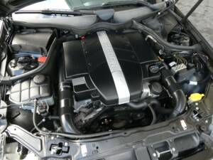 Bild 17/18 von Mercedes-Benz CLK 320 (2003)