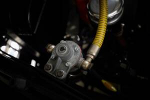 Imagen 89/90 de Ferrari 250 GT 2+2 (1963)