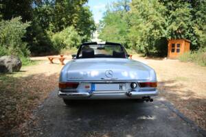 Image 12/37 of Mercedes-Benz 280 SL (1969)