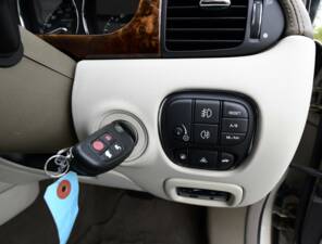 Afbeelding 43/50 van Jaguar XJ 8 4.2 (2003)