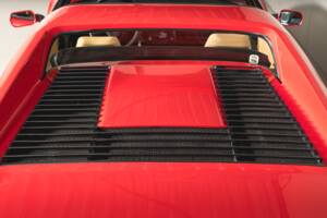 Afbeelding 28/32 van Ferrari 328 GTS (1985)