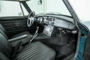 Imagen 12/50 de MG MGB GT (1972)