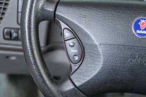 Bild 19/50 von Saab 9-3 2.0 Turbo (2001)