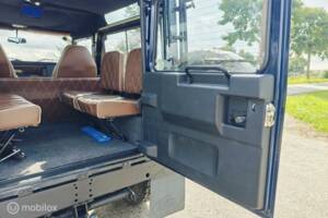Imagen 30/39 de Land Rover Defender 90 (1997)