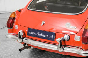 Bild 33/50 von MG MGB GT (1975)