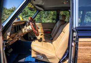 Bild 15/44 von Jeep Grand Wagoneer (1988)