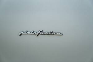 Image 27/50 of Ferrari F12berlinetta (2013)