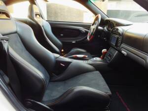 Bild 65/99 von Porsche 911 Turbo (2004)