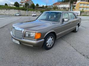 Image 1/5 of Mercedes-Benz 300 SEL (1989)
