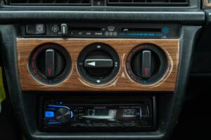 Image 28/50 of Mercedes-Benz 190 E 1.8 (1991)
