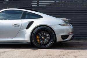 Image 12/57 of Porsche 911 Turbo S (2013)
