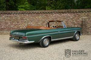 Afbeelding 35/50 van Mercedes-Benz 220 SE b (1964)