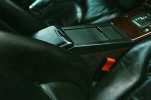 Image 47/50 of Mercedes-Benz SL 320 (1995)