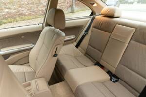 Image 49/50 of BMW 323Ci (2001)