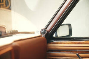 Image 36/96 of Jeep Wagoneer Limited (1982)