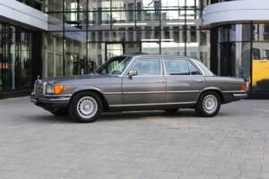 Afbeelding 3/46 van Mercedes-Benz 450 SEL 6,9 (1977)